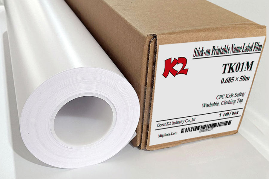 Les étiquettes à coller sur les vêtements de K2